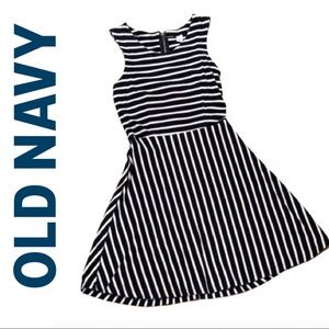 Old Navy Casual Dress Striped Fit & Flare